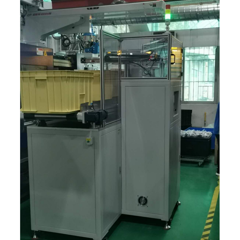 注塑機邊自動擺盤設備